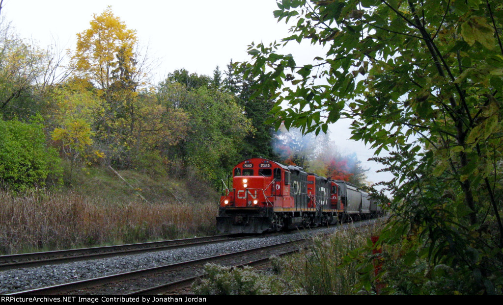 CN 7082